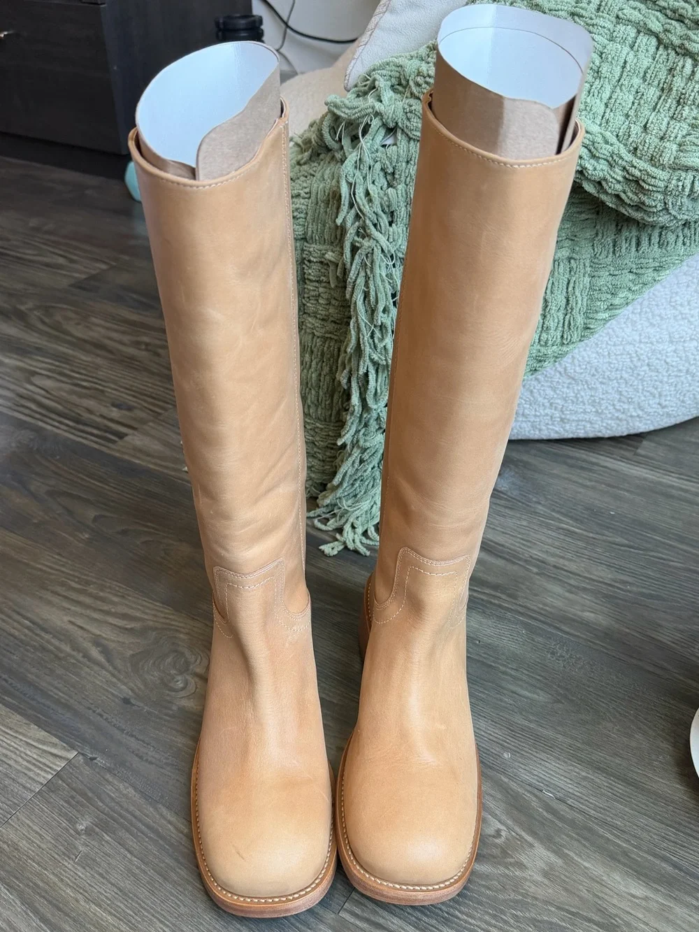 Steve Madden Women's Riggs Banana Leather